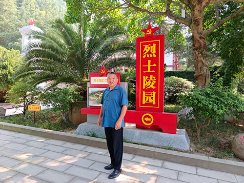 2025年7月15日四川省广元市苍溪县城东南3公里处陵江镇村红四方面军长征出发地陵园_副本.jpg