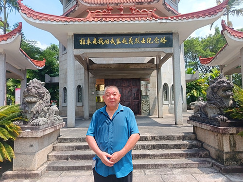 2025年9月20日广西壮族自治区玉林市玉州区龟山公园内玉林市纪念广场 山顶纪念塔_副本.jpg