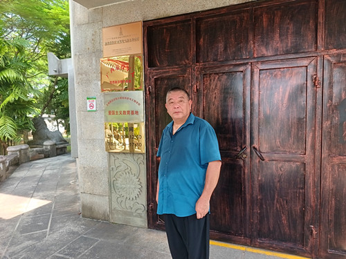 2025年9月20日广西壮族自治区玉林市玉州区龟山公园内玉林市纪念广场 山顶纪念塔1_副本.jpg